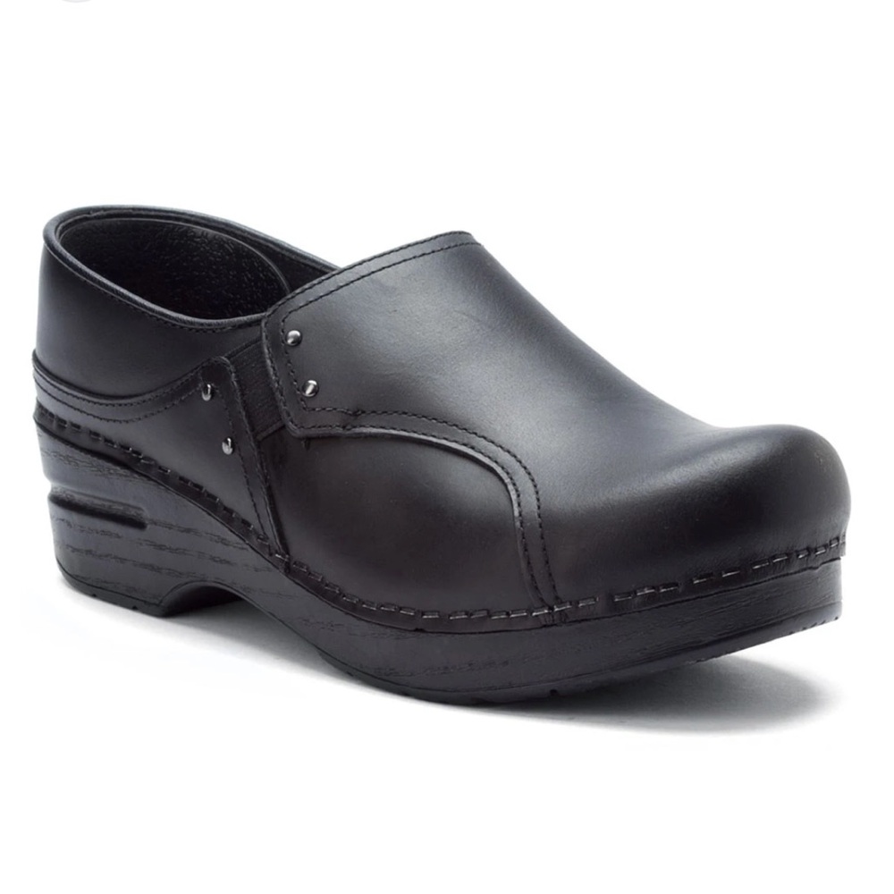 Dansko Phoebe Leather Clogs Black Pull-Up | Size 39